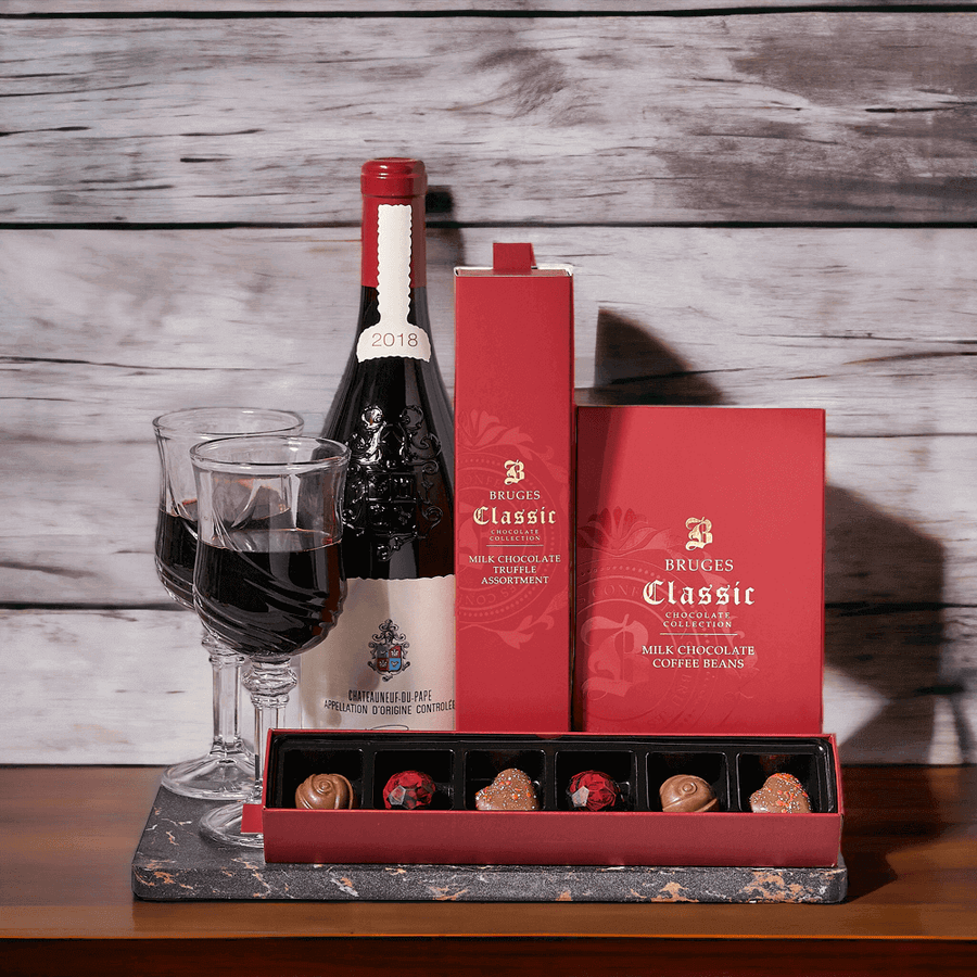 Gift someone the Traverse City Chocolate & Wine Basket to make their everyday moments merrier. Let them indulge in this luxuriously rich chocolates & wine decadence to experience a pure delight. 