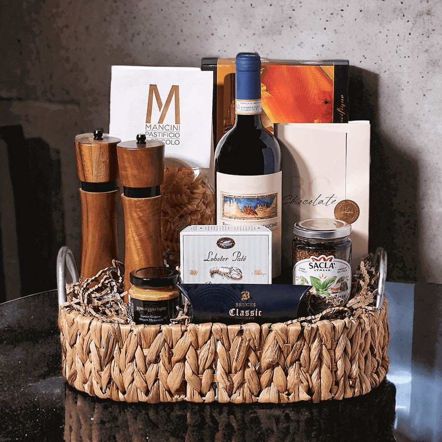 Embrace the taste of the coast with the Tuscan CastelGiocondo Red Wine & Seafood Pasta Gift from Monthly Sommelier. 